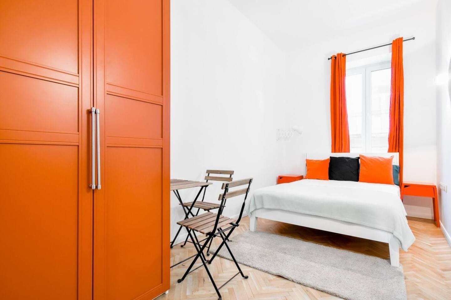 Heart Of 2 Cozy Beds, Kitchen & Art Apartament